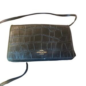 Coach Embossed Croc Leather Wallet‎ Crossbody – Black Convertible Clutch
